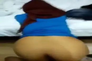 Jilbab Biru di Kosan Brutal, Warna yang Kini Identik dengan Malam Paling Brutal Itu